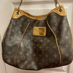 Authentic Louis Vuitton Purse